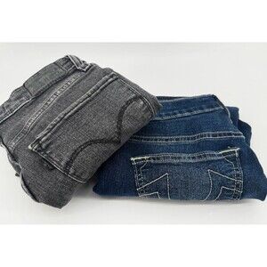 Levi and True Religion Jeans Women’s size 26 Jeans Pants 2pc BUNDLE!